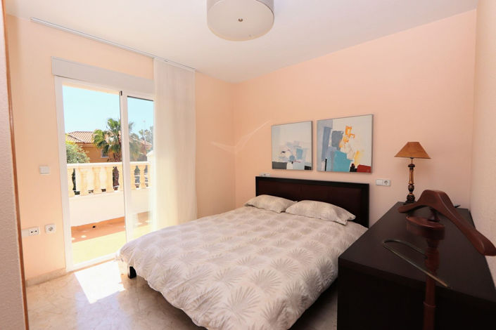 Image No.23-3 Bed House for sale