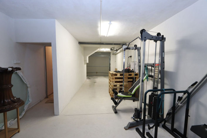 Image No.36-3 Bed House for sale