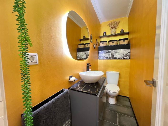 Image No.19-2 Bed Apartment for sale