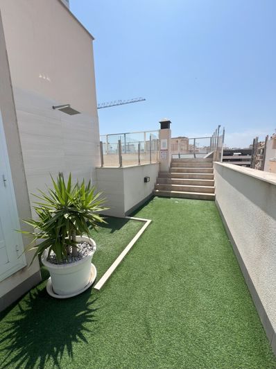 Image No.23-2 Bed Apartment for sale