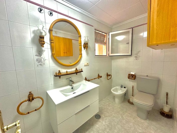 Image No.21-3 Bed Apartment for sale