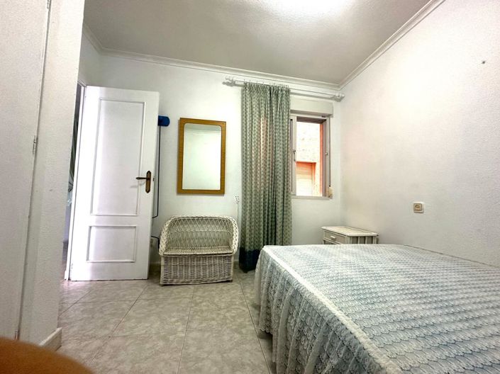 Image No.8-3 Bed House for sale