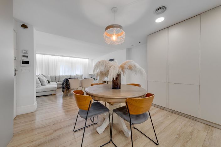 Image No.10-4 Bed Apartment for sale