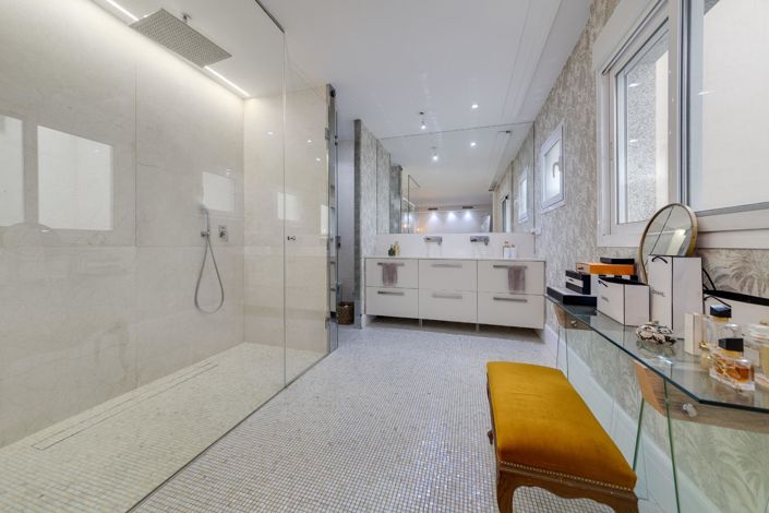 Image No.26-4 Bed Apartment for sale