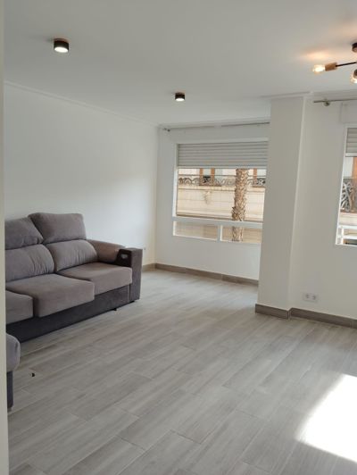 Image No.2-Appartement de 2 chambres à vendre à Torrevieja