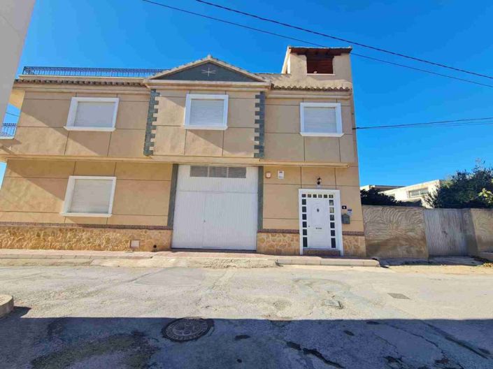 Image No.1-Maison de ville de 3 chambres à vendre à Orihuela