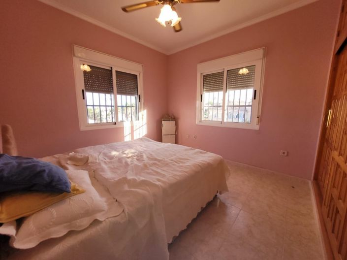 Image No.13-5 Bed Villa for sale