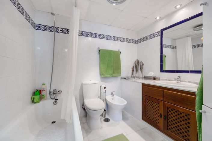 Image No.19-2 Bed Apartment for sale