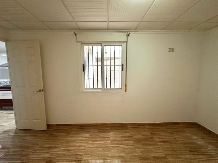 Image No.15-Appartement de 4 chambres à vendre à Torrevieja