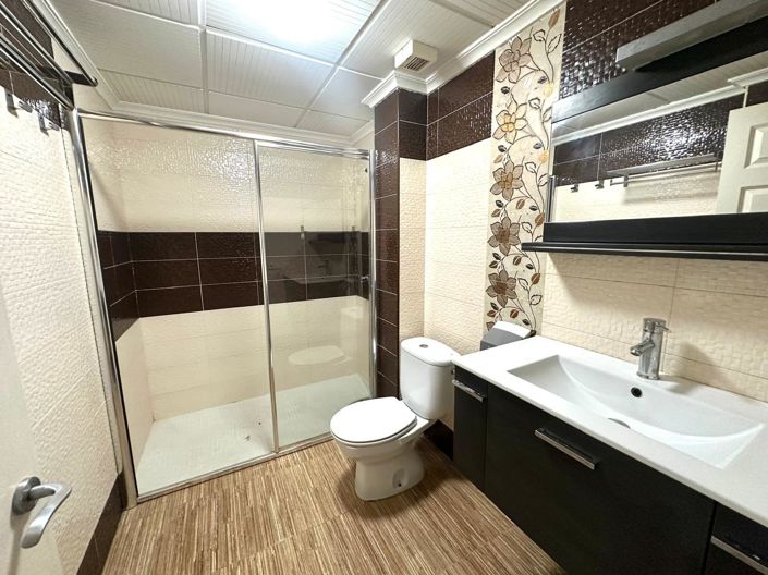 Image No.19-Appartement de 4 chambres à vendre à Torrevieja