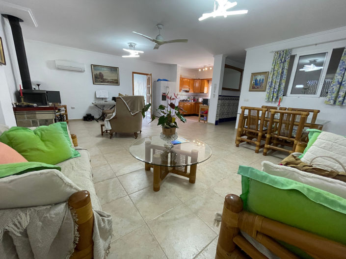 Image No.15-4 Bed Villa for sale