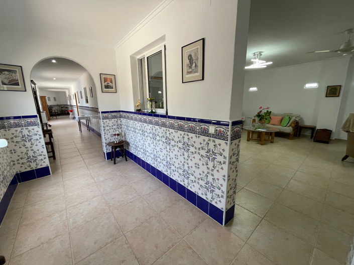 Image No.17-4 Bed Villa for sale