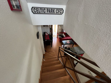 10-bb915d1cb19341576dcdc994b81ab9c5