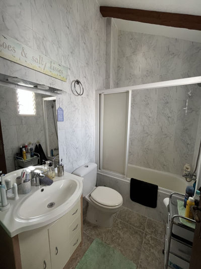 Image No.16-2 Bed House for sale