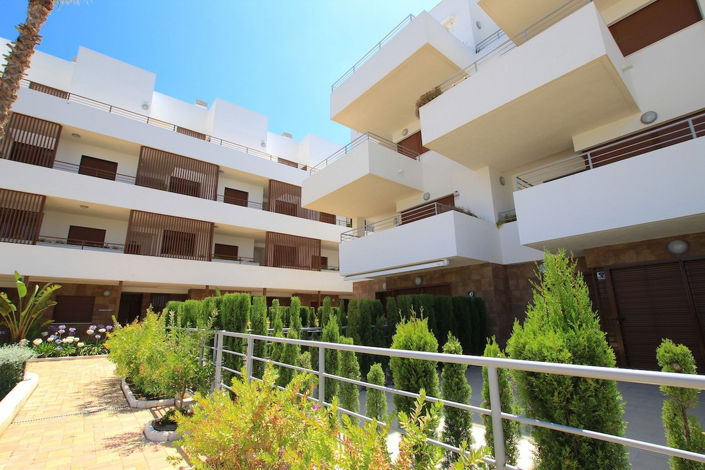 Image No.25-2 Bed Apartment for sale
