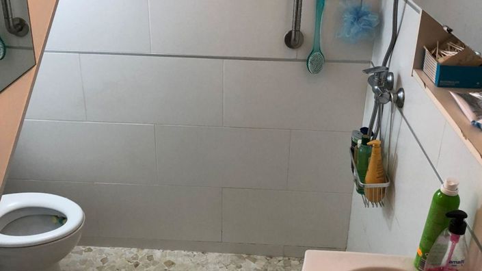 Image No.19-4 Bed House for sale