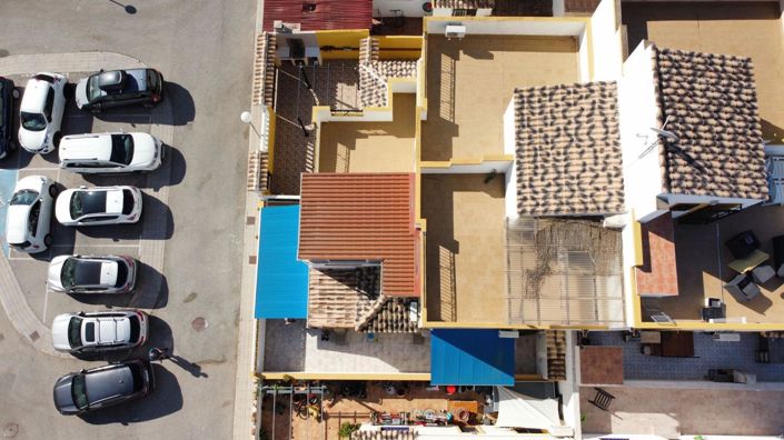 Image No.2-4 Bed House for sale