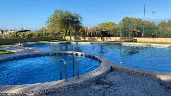 Image No.22-4 Bed House for sale