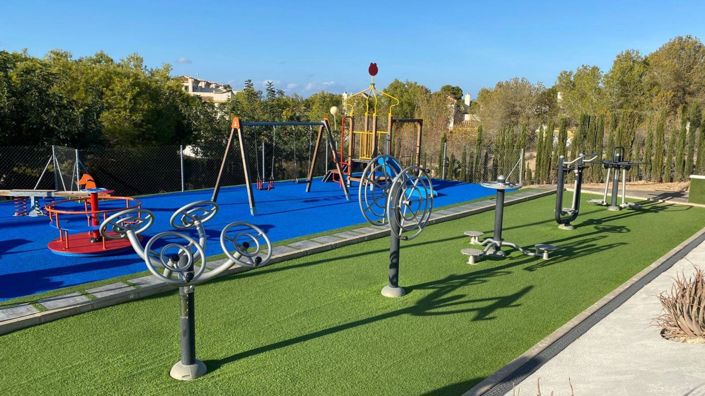 Image No.24-4 Bed House for sale