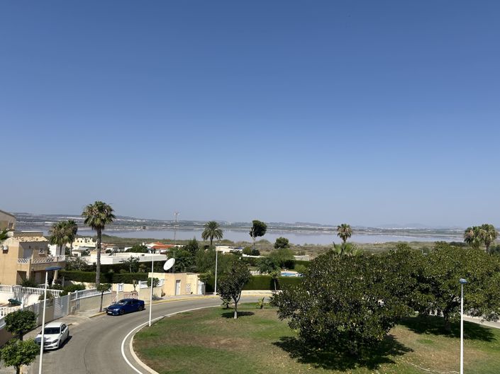 Image No.19-2 Bed Townhouse for sale