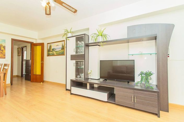 Image No.1-3 Bed Apartment for sale