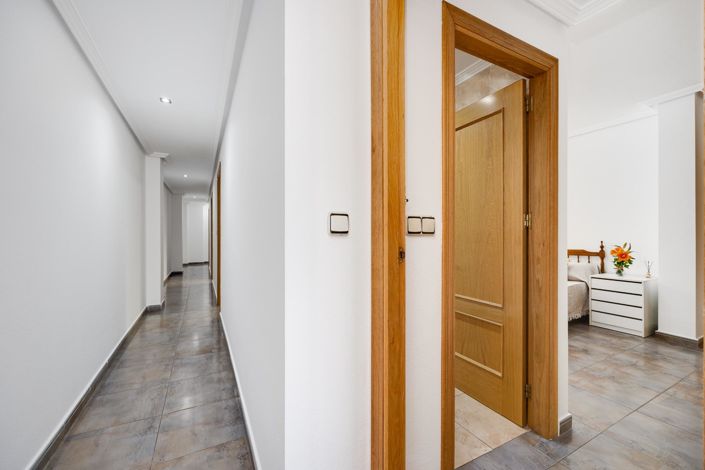 Image No.10-3 Bed Penthouse for sale