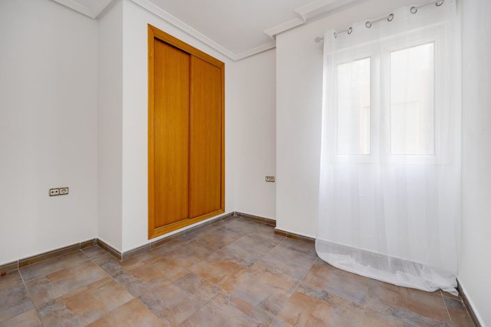 Image No.5-3 Bed Penthouse for sale