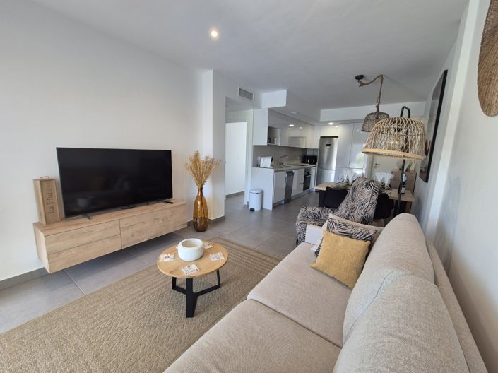 Image No.1-2 Bed Apartment for sale