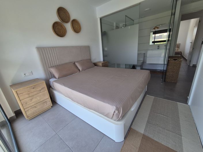 Image No.7-2 Bed Apartment for sale