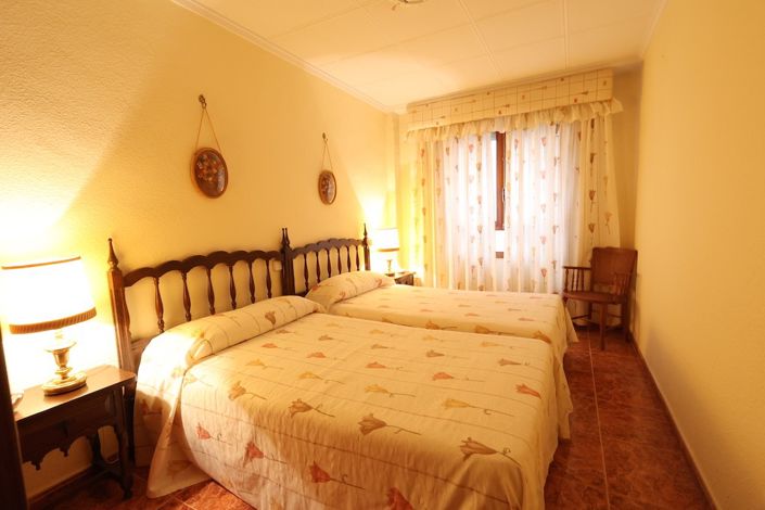 Image No.10-3 Bed Apartment for sale