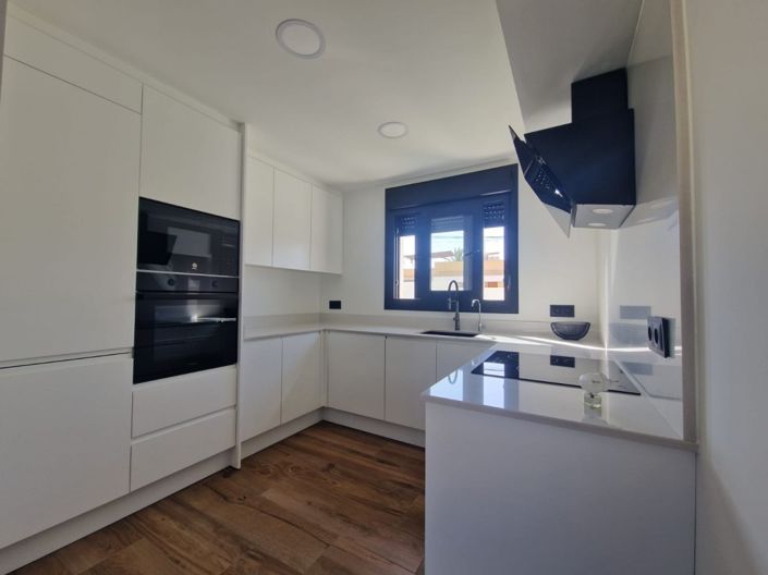 Image No.4-3 Bed Villa for sale