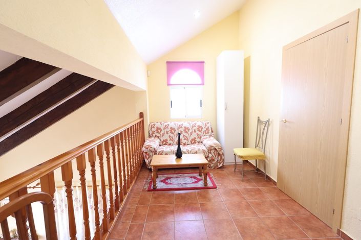 Image No.12-4 Bed Villa for sale