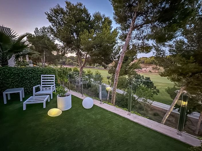 Image No.24-2 Bed Apartment for sale