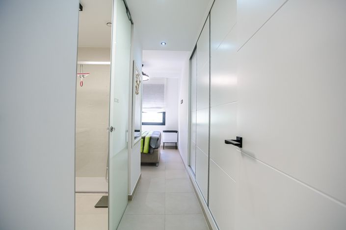 Image No.9-2 Bed Apartment for sale