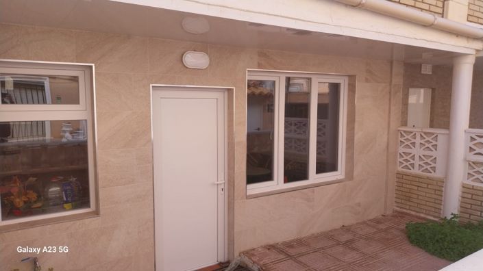 Image No.1-3 Bed Bungalow for sale