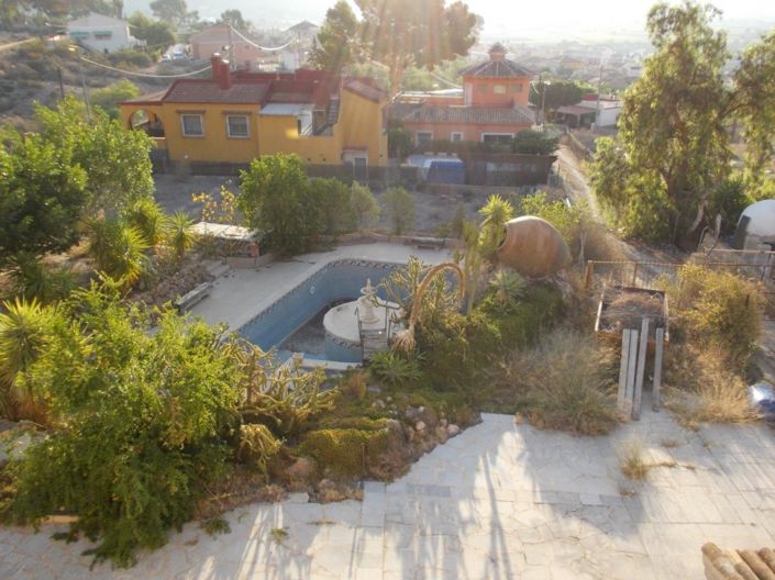 Image No.2-4 Bed Villa for sale