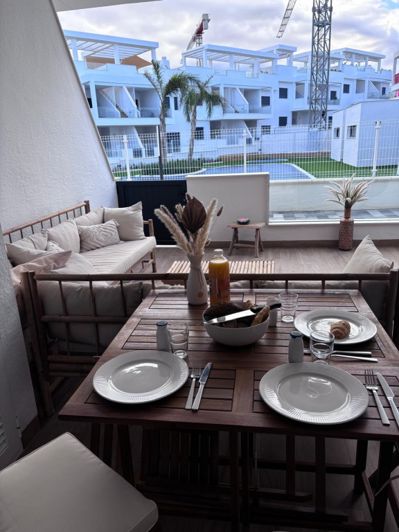 Image No.4-2 Bed Apartment for sale