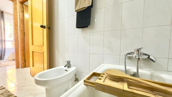 Image No.26-2 Bed Apartment for sale