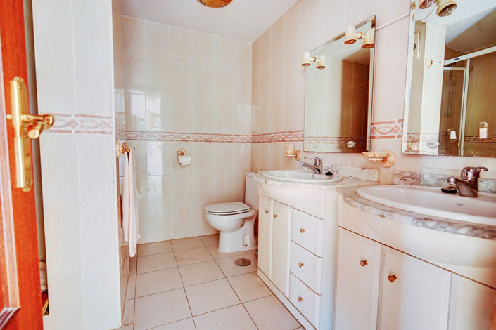 Image No.18-3 Bed Penthouse for sale