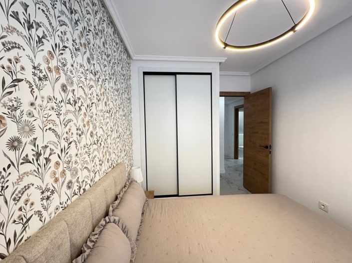 Image No.19-4 Bed Apartment for sale