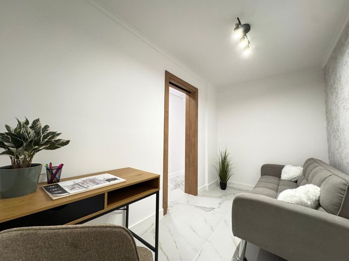 Image No.39-4 Bed Apartment for sale