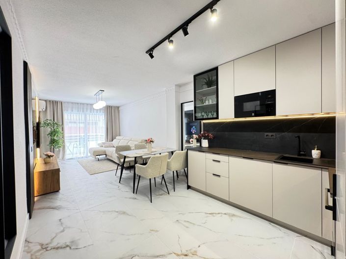 Image No.43-4 Bed Apartment for sale