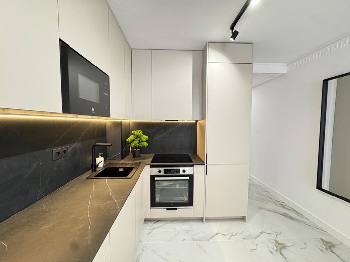 Image No.48-4 Bed Apartment for sale