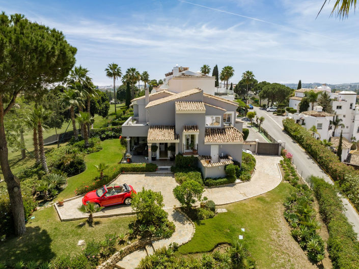 Image No.1-Villa de 5 chambres à vendre à Marbella