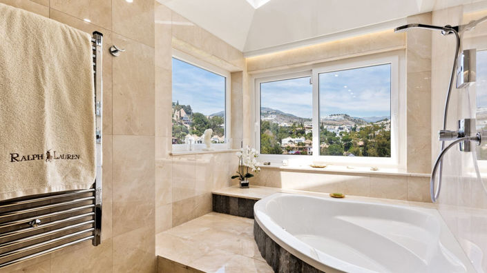 Image No.22-5 Bed Villa for sale