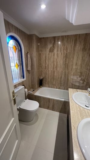 Image No.7-5 Bed Villa for sale