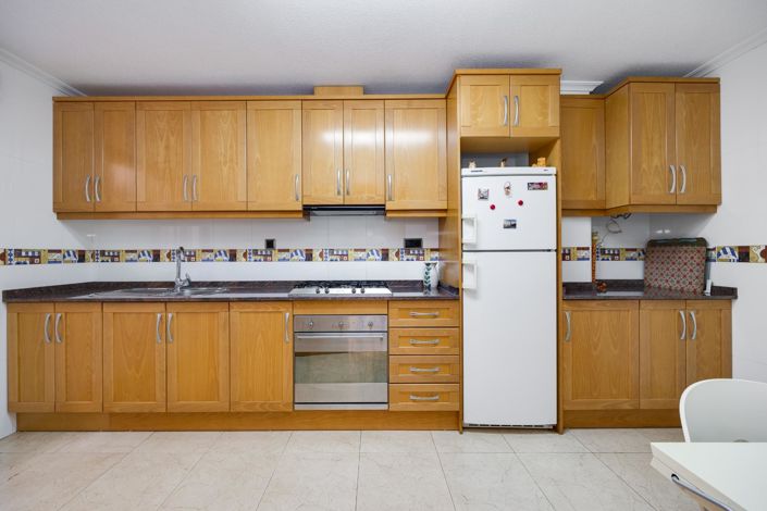 Image No.26-3 Bed Apartment for sale