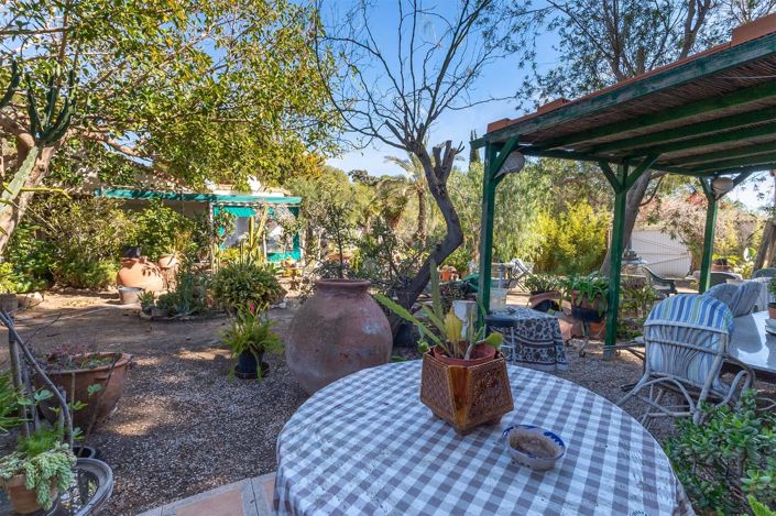 Image No.3-4 Bed Villa for sale