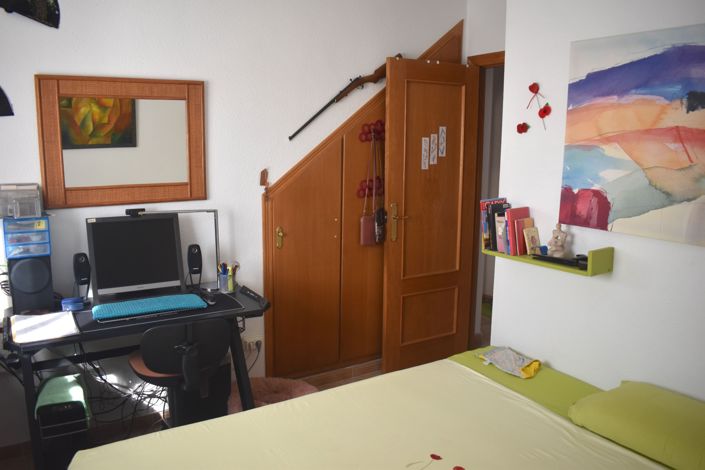 Image No.17-4 Bed Villa for sale