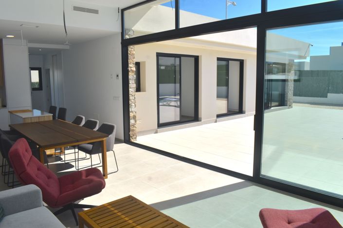 Image No.10-3 Bed Villa for sale